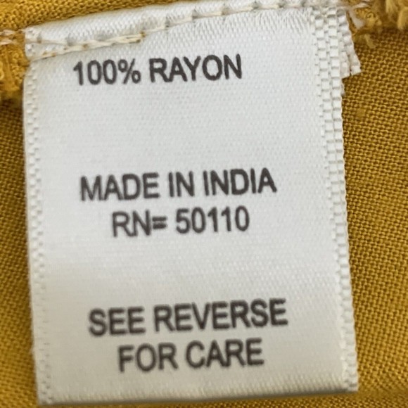 Feathers Women's Size Medium Yellow Floral Bell Sleeve Pullover Blouse Embroider - Picture 7 of 9